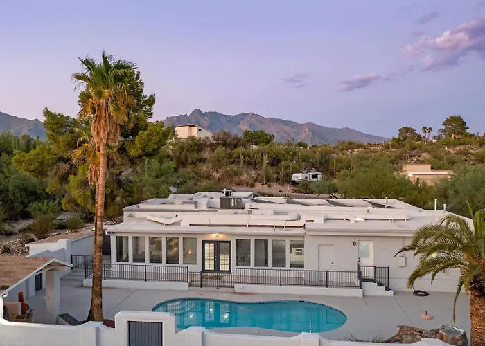 5bed • 5bath Foothills Retreat • Pool • * Tucson